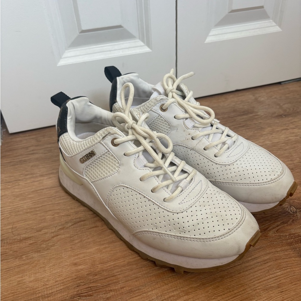 Woman’s GUESS Sneakers